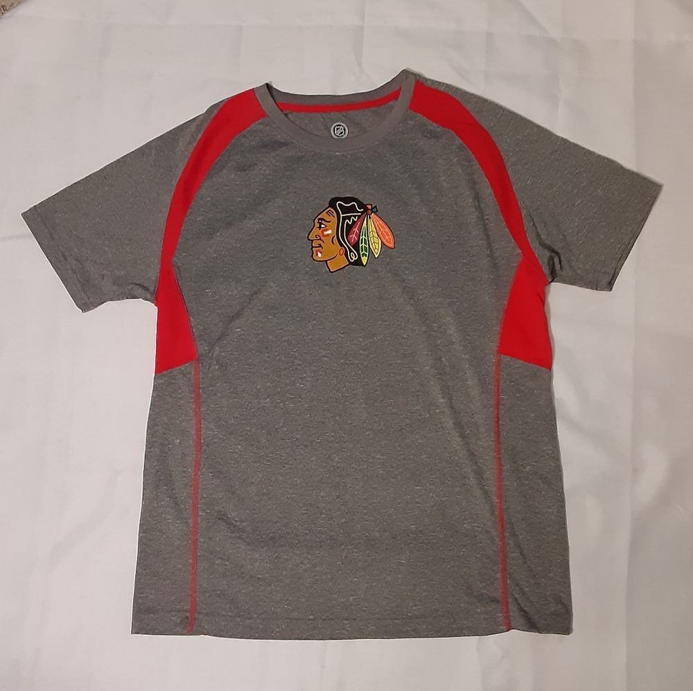 NHL licensed Chicago Blackhawks Tshirt